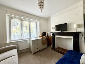 Dining Room- click for photo gallery